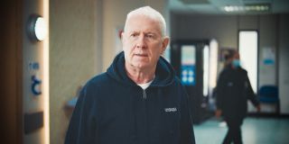 Nuo 1986 m. sužalotą veikėją Charlie Fairheadą vaidina Derekas Thompsonas.