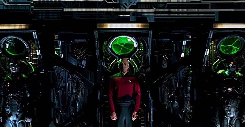 Picard într-un cub Borg