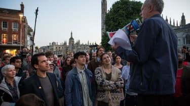 Suporterii Corbyn