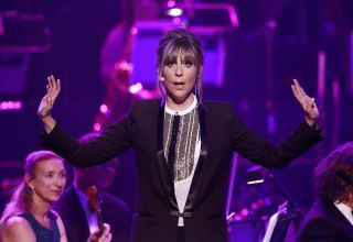 'Strictly' ilmoittaa, että Mel Giedroyc liittyy Christmas Specialiin