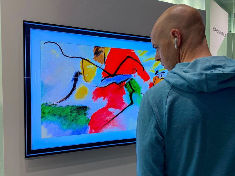 Os televisores LG GX Gallery OLED tornam a arte mais inteligente