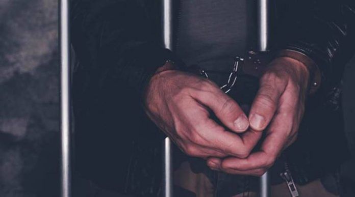 Muškarac koji se predstavljao kao policajac skupljao je prividne novčane kazne, a sada je uhićen