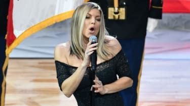 Czy wykonanie amerykańskiego hymnu przez Fergie było „najgorszym w historii”?