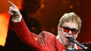 Elton John: hvad er walking lungebetændelse?