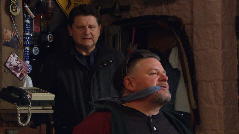 Paul dostaje niespodziankę w Emmerdale