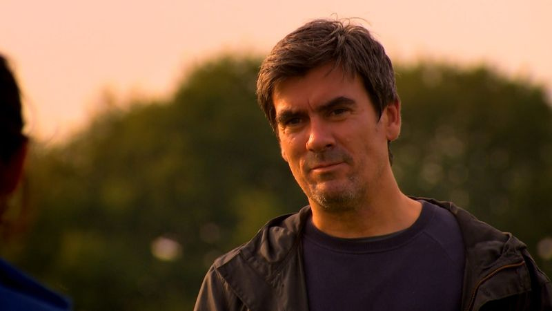 La al unsprezecelea ceas, Cain a renunțat la ego și i-a spus Moirei că o vrea înapoi (Imagine: ITV)