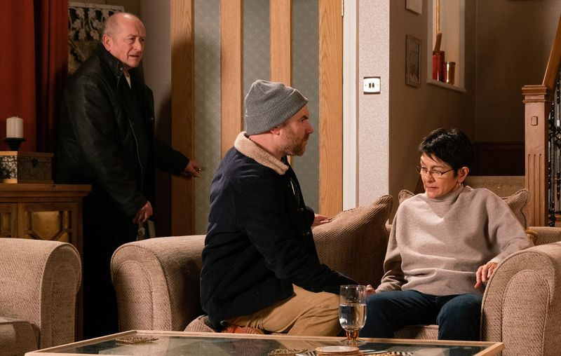 Coronation Streetin spoilerit: Onko Yasmeen paljastanut Geoff Metcalfen?