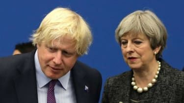 Boris Johnson și Theresa May la acest an