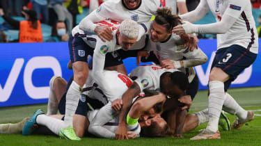 Helgdagar och bojkotter: försöker parlamentsledamöter att manipulera England?