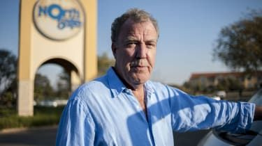 Jeremy Clarkson spune că bărbații nu mai au împușcat la joburi de top de la BBC