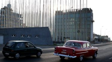 Paslaptingi smegenų sužalojimai ambasadose Kinijoje ir Kuboje pradėjo CŽV tyrimą