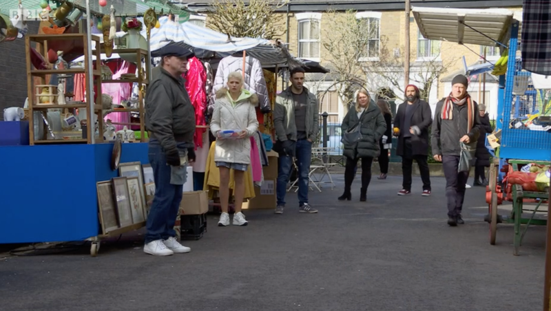 Billy discute con Jay en EastEnders