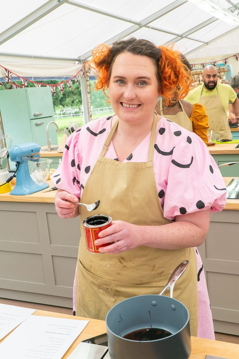 Lizzie The Great British Bake Off