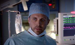 James Anderson, estrella de 'Holby City': '¡Oliver Valentine comete errores!'