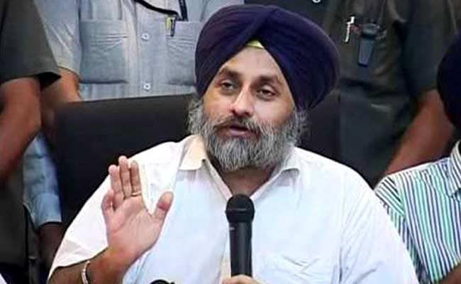 Punjab Ally motarbeider Center on New Farm Bills, sier det mot Farmers