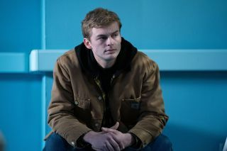 EastEndersi Peter Beale naaseb seebi 35. aastapäeval Walfordi, et 'oma deemoneid välja ajada'