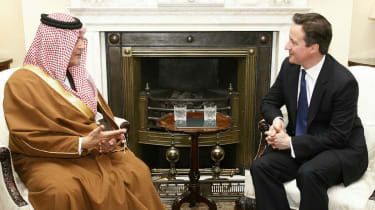 David Cameron poskuša pridobiti nazaj Savdsko Arabijo