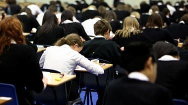 Rezultatele GCSE: Înțelegerea noilor limite de grad