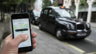 Aplikacja Uber na smartfony w Londynie