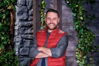 Fanii „Sunt o celebritate” reacționează când Danny Miller este încoronat Regele Castelului