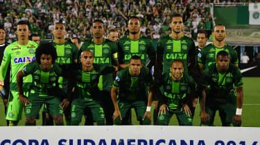 Havária lietadla Chapecoense: Pilot „bol varovaný pred problémom s palivom“