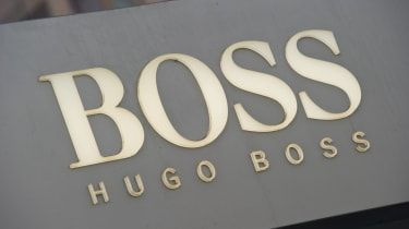 Varför har komikern Joe Lycett bytt namn till Hugo Boss?