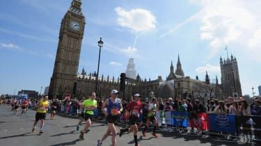 London Marathon 2017: Rutten, starttid och vilka pubar du ska titta på