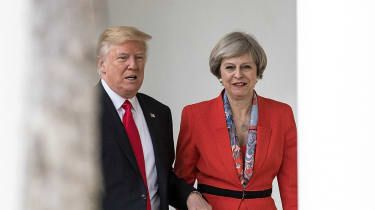 Reacția la vizita Trump în Marea Britanie: Twitter îl îndeamnă pe May să canalizeze Love Actually