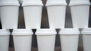 Boston Tea Party : la chaîne de café devient la première à interdire les gobelets jetables