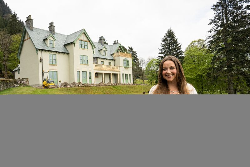 Stasera TV Charlotte Church alla Rhydoldog House.