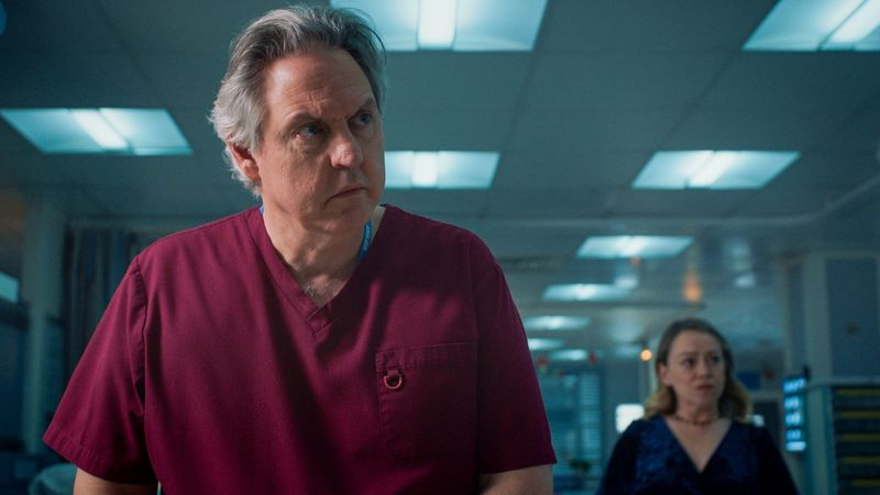 Holby City Sacha TV Απόψε
