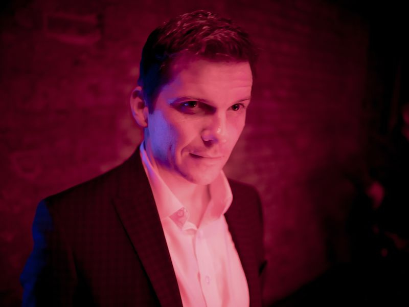 Endine EastEndersi staar Nigel Harman filmis Me jahime koos