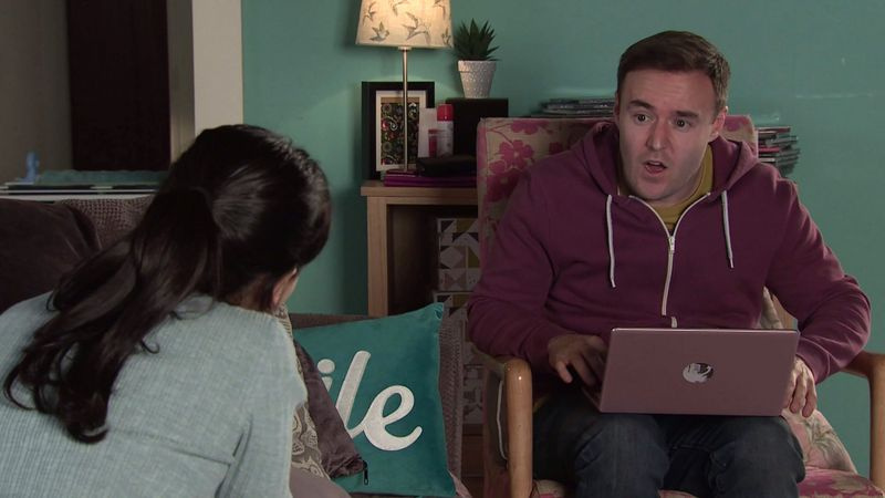 Spojlerji na ulici Coronation Street: Zakaj se Tyrone Dobbs počuti krivega?