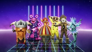 Nekdanja zvezdnica Coronation Street Kym Marsh obravnava TE govorice o The Masked Singer