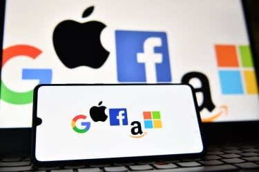 Siglele Google, Apple, Facebook, Amazon și Microsoft