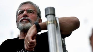 Gerry Adams va publica cartea de bucate pentru procesul de pace
