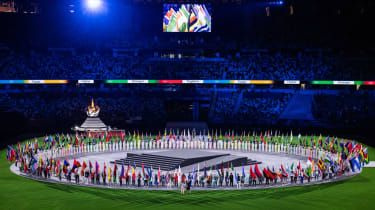 Purtătorii de steag la ceremonia de închidere a Jocurilor Olimpice de la Tokyo 2020