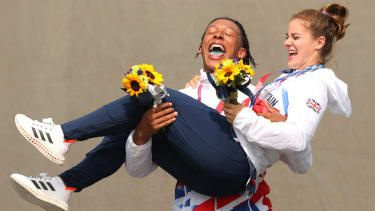 Kye Whyte și Bethany Shriever, medaliați în BMX de la echipa GB