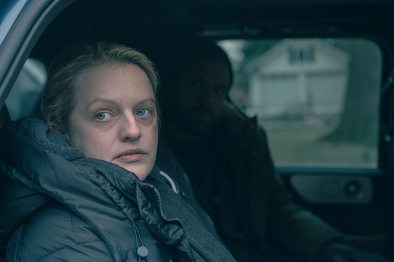 Τηλεόραση απόψε η Elisabeth Moss ως τον Ιούνιο.