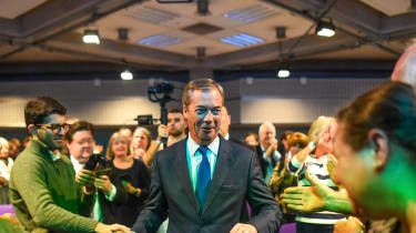 Co zaplanował Nigel Farage na nocną imprezę Brexit?