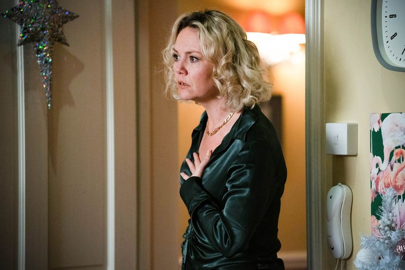 Janine Butcher is woedend in EastEnders
