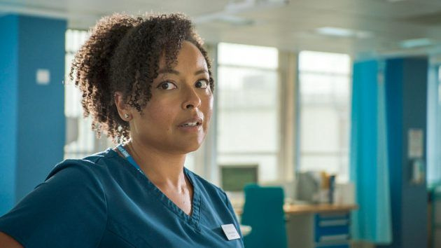 Holby City Jaye Jacobs kehastab Donna Jacksonit
