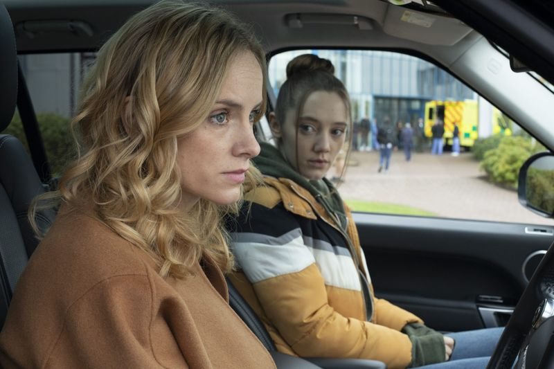 Sophie Rundle in Das Nest