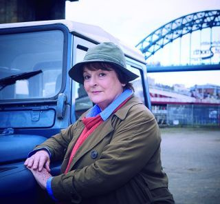 Brenda Blethyn begynner å filme 11. serie av sitt hit ITV-drama Vera denne høsten