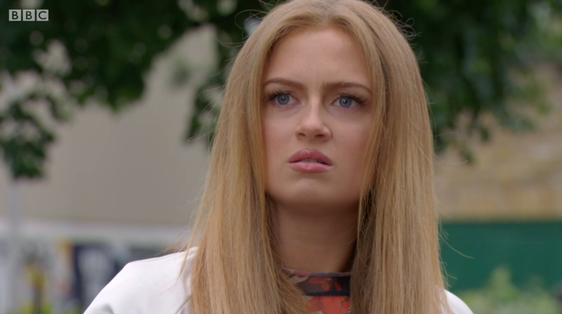 Tifanė apstulbo, kai Vinny atskleidžia, kad Keeganas apgavo su Dotty „EastEnders“.