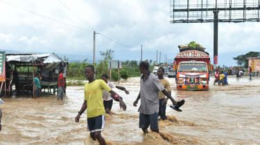 Orkanen Matthew: Dødstallene i Haiti stiger når stormen nærmer seg USA