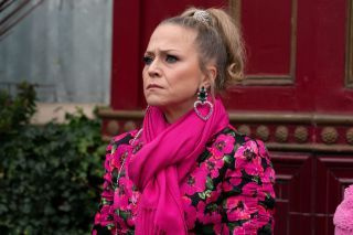 EastEnders-Star Kellie Bright enthüllt ihren geheimen TRICK, wie sie die betrunkene Linda spielt