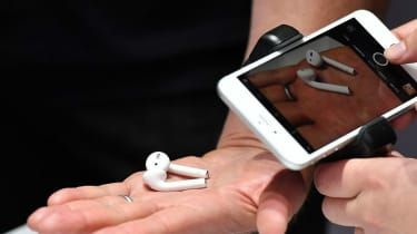 Apple AirPods: Alt du trenger å vite
