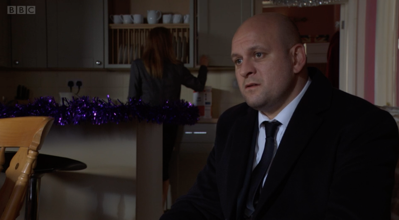 A Stuart viene diagnosticato un cancro a EastEnders