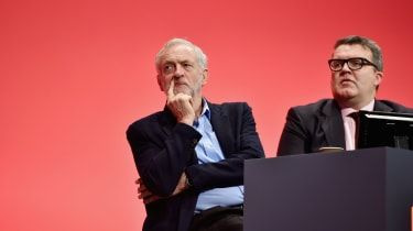 Gabinete en la sombra electo de Tom Watson: ¿Cómo funcionaría?